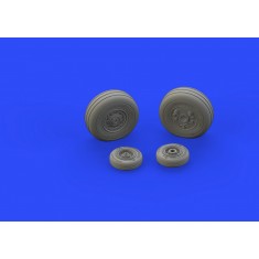 1/48 McDonnell Douglas F-4J Phantom II Wheels Set for Zoukei-Mura kit (4 wheels)