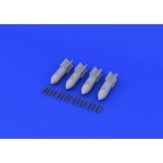 1/72 WWII German Bombs SC 250 (4 Bombs)