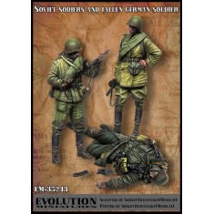 1/35 Soviet Soldiers and Fallen German Soldier