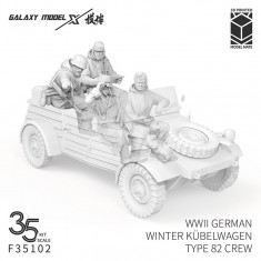 1/35 WWII German Winter Kubelwagen Type 82 Crew