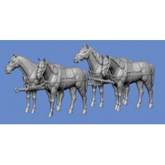 1/35 Four-Horse Team Standing