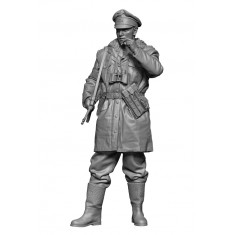 1/35 WWII SS Officer Winter Uniform