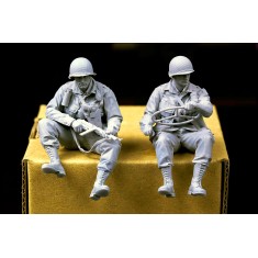 1/35 WWII US Paratrooper Willys Driver and Crew (2 figures)