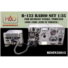 1/35 Russian Radio set R-123 for Tanks 70s-80s w/PE