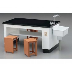 1/12 Science Room Desk & Chairs