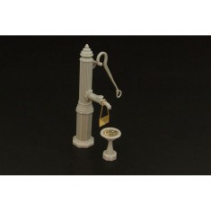 1/48 City Water Pump