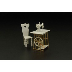 1/35 WWII Singer Sewing Machine