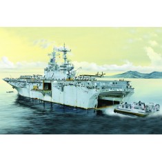 1/700 USS Essex LHD-2