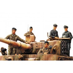 1/35 German Panzer Tank Crew, Normandy 1944 (5 figures)
