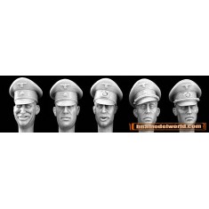 1/35 5x Heads with German Officer Formal Peak/Schirmmutze Caps