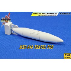 1/48 MXU-648 Travel Pod (2pcs)
