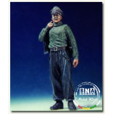 1/35 German Waffen-SS Tank Crew at Rest
