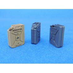 1/35 WWII German Fuel Can set (15pcs)