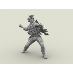 1/16 US NAVY SEAL SCAR Mk.20 Sniper Throwing an M18