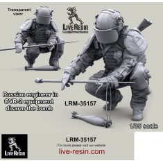 1/35 Russian Engineer In OVR-2 Eguipment Disarm The Bomb