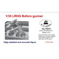 1/35 LRDG Bofors Gun Truck Gunner