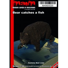 1/24 Bear Catches a Fish
