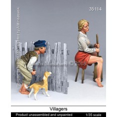 1/35 Country Boy Watching Girl Whipping Butter (2 figures w/dog)