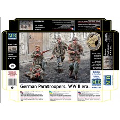 1/35 WWII German Paratroopers (4 Figures)