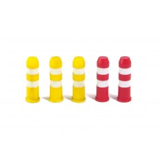 1/35 Plastic Road Bollards (each height: 2.4cm, 5pcs)