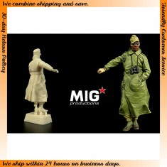 1/35 Afrika Korps Motorcyclist (1 Resin Figure)