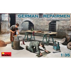 1/35 German Repairmen (2 figures w/tools)