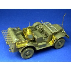 1/35 SCR-528 US Radio set on CH74 Cabinet + Accessories for WC-58 Command Radio Car