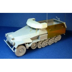 1/35 Up-Armoured Command Sd.Kfz.251 Ausf.B Conversion Set for Zvezda kit (Resin+PE)