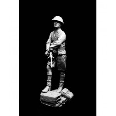 120mm Desert Rat with Tommy Gun (1 figure w/diorama)
