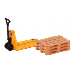 HO Scale Pallet Truck Set