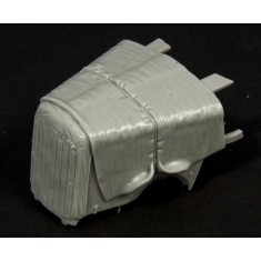 1/35 Germany Opel Type 2500 Engine Deck with Canvas Cover for ICM kit