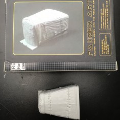 1/35 Hanomag SS100 Engine Deck with Canvas Cover