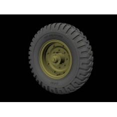 1/35 British Fordson WOT 6 Road Wheels (AVON)
