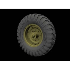 1/35 British Fordson WOT 6 Road Wheels (Firestone)