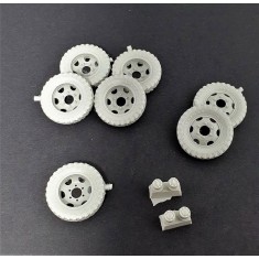 1/35 Chevrolet G7107 Road Wheels (Firestone)