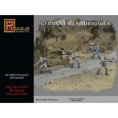 1/72 WWII German Fallschirmjager (40 Figures)