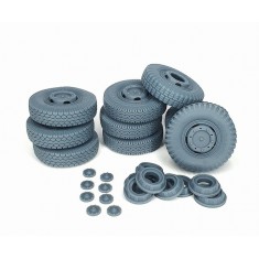 1/35 Sd.Kfz. 234 Road Wheels with Spare Wheel (Weighted) Mix (9+1)