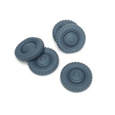 1/35 VW Kubelwagen Road Wheels with Hubcaps (Weighted) Type 2