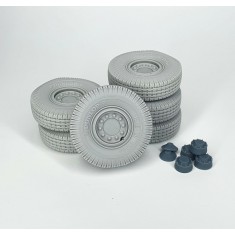 1/35 Faun L900 Road Wheels (Weighted) Type 2