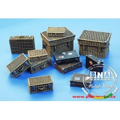 1/35 Suitcase Set