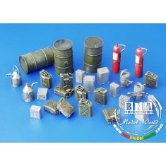1/35 WWII Allies Fuel-Stock Equipment