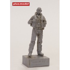 1/48 F-18 Hornet Pilot