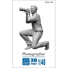 1/48 Modern Male Photographer