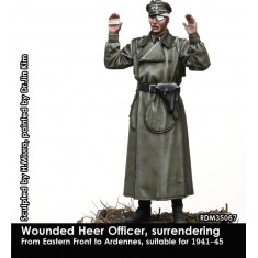 1/35 Wounded German Officer, Surrendering 1941-1945