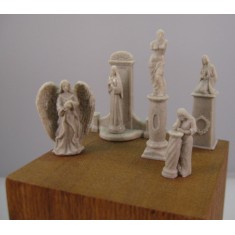 1/16, 1/35, 1/72 Small Statues and Pedestals Set (5 statues and 2 pedestals)