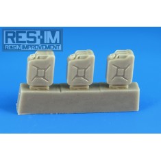 1/48 Modern Russian Cans (3pcs)