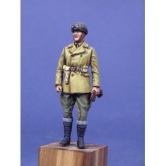 1/35 WWII Canadian Dispatch Rider, Standing at Ease w/Gloves in Hand (1 Figure)
