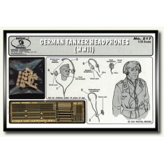 1/35 WWII German Tanker Headphones / Microphones