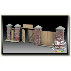 1/35 Wall with Doors (Russian City)