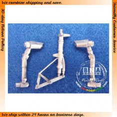1/48 MiG-25 Foxbat Landing Gear (White Metal) for Revell kit